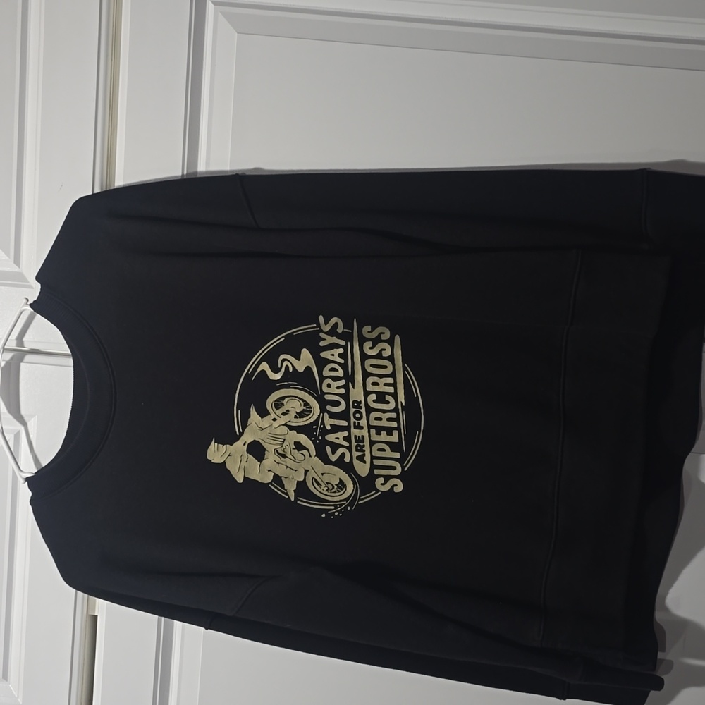 Time and Tru Black Sweatshirt with Gold Graphic